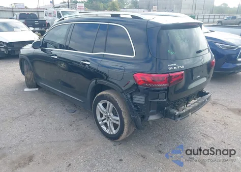 2020 Mercedes-Benz Glb 250 4Matic z USA, uszkodzony, nr VIN WDC4M4HB4LW006673